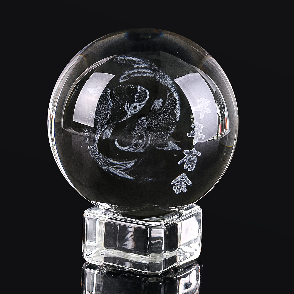 كرة سمك كريستالية محفورة ثلاثي - مراجعة Paper Weight Crystal وسعره